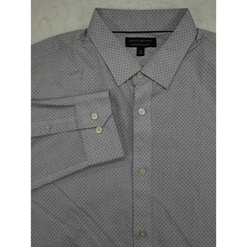 Banana Republic Non Iron Standard Fit Men's XL Long Sleeve Casual Shirt Purple